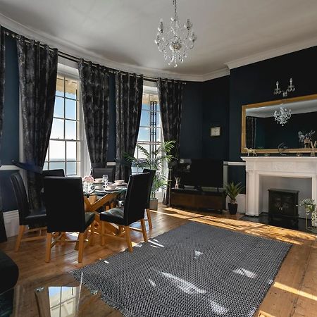 Marine Parade Sea View 2-Bedroom Apartment Brighton Exterior photo